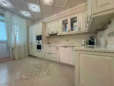 Продается 4-комн. квартира, 84 м²
