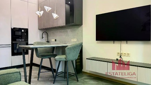 Продается 2-комн. квартира, 42 м²