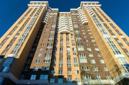 Продается 3-комн. квартира, 99,6 м²