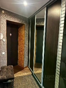Продается 4-комн. квартира, 76 м²