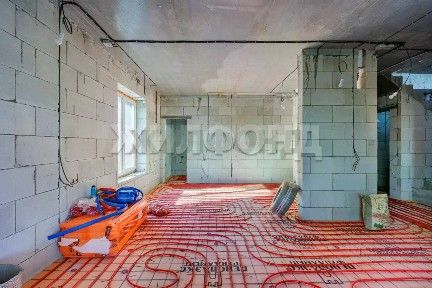 Продается 2-этажный дом, 156 м²