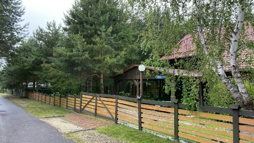 Сдается 2-этажный дом, 240 м²