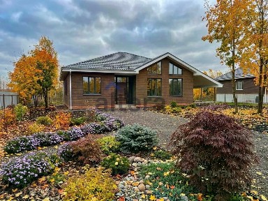 Продается 2-этажный дом, 140 м²