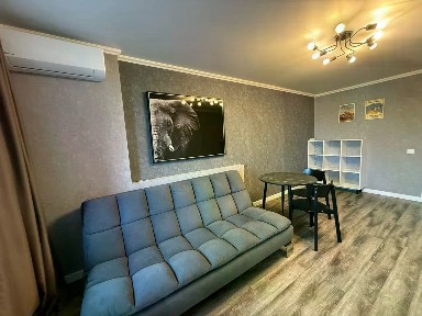 Продается 2-комн. квартира, 55 м²