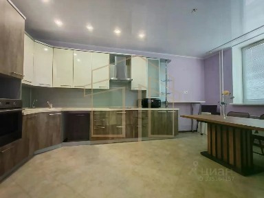 Продается 3-комн. квартира, 100,6 м²