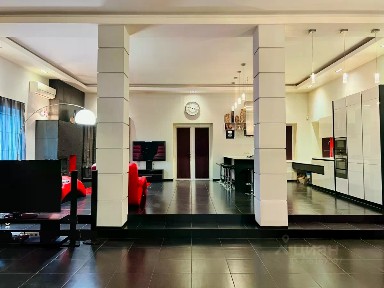 Продается 3-этажный коттедж, 506 м²