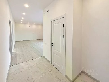 Продается 2-этажный дом, 205 м²