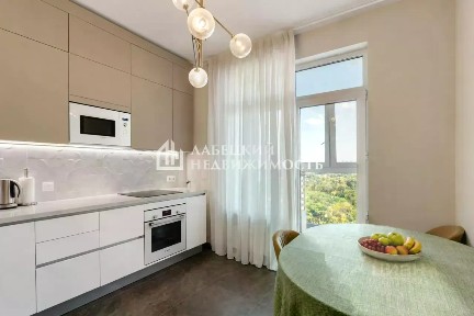 Продается 2-комн. квартира, 60,6 м²