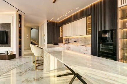 Продается многокомнатная квартира, 324 м²