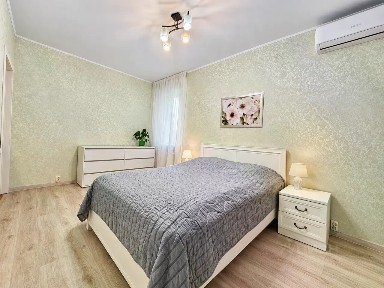 Продается 2-комн. квартира, 66,5 м²