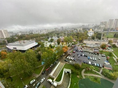 Продается 2-комн. квартира, 79 м²