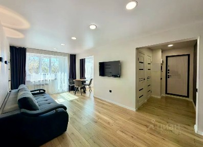 Продается 3-комн. квартира, 54 м²