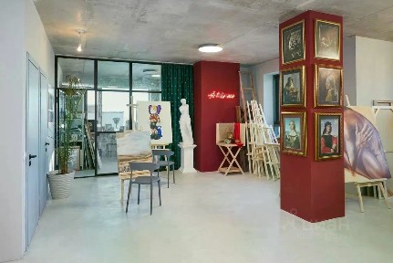 Продаются 3-комн. апартаменты, 95,7 м²