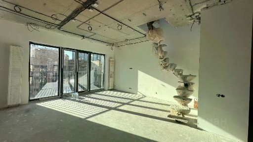 Продается многокомнатная квартира, 322,65 м²