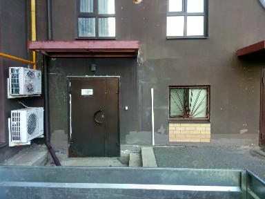 Сдается торговая площадь, 27,5 - 83 м²