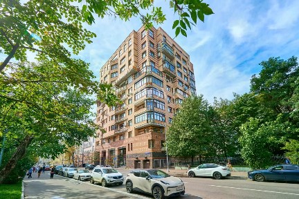 Сдается 3-комн. квартира, 180 м²