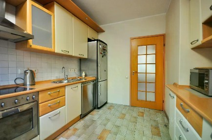 Сдается 4-комн. квартира, 90 м²