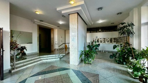 Сдается 2-комн. квартира, 100 м²