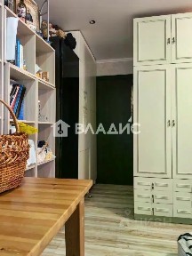 Продается 3-комн. квартира, 56 м²