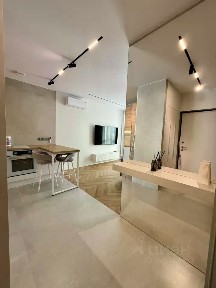 Продается 2-комн. квартира, 43 м²