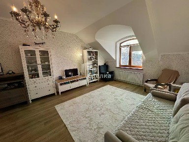 Продается 3-комн. квартира, 97 м²