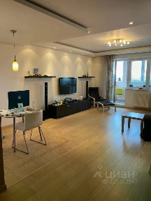 Продается 1-комн. квартира, 54 м²