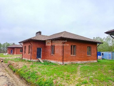 Продается 1-этажный дом, 154 м²