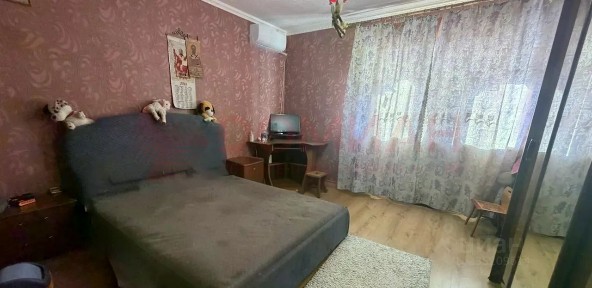 Продается 2-этажный дом, 201 м²