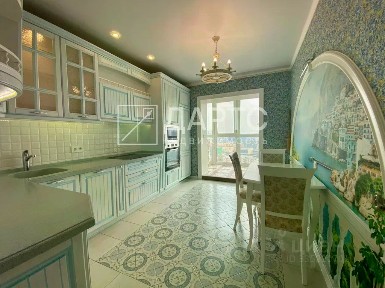 Продается 3-комн. квартира, 90,89 м²