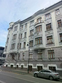 Продается 4-комн. квартира, 130,1 м²