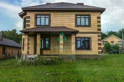 Продается 2-этажный дом, 174,5 м²