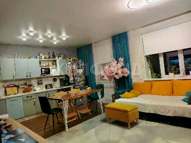 Продается 3-комн. квартира, 79,6 м²