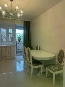 Продается 4-комн. квартира, 125 м²