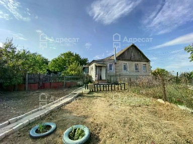 Продается 50% часть дома, 105,6 м²