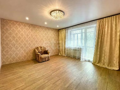Продается 4-комн. квартира, 76,2 м²