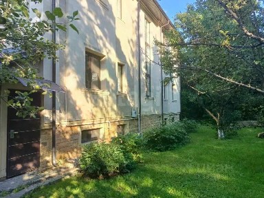 Продается 2-этажный дом, 288 м²