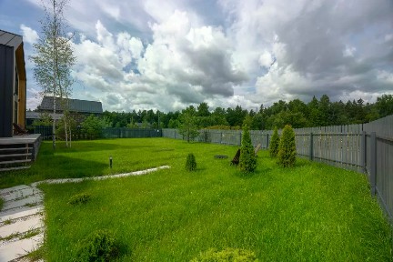 Продается 2-этажный дом, 180 м²