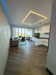 Продается 2-комн. квартира, 81 м²