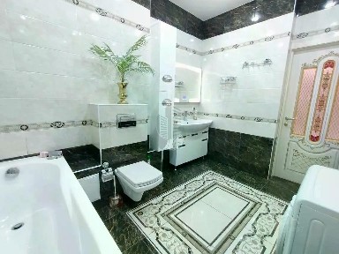 Продается 2-комн. квартира, 93 м²