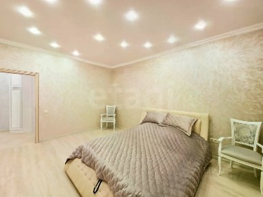 Продается 2-комн. квартира, 67,2 м²