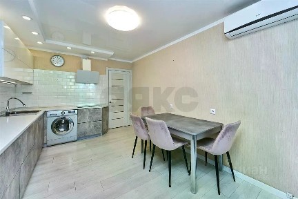Продается 3-комн. квартира, 74 м²