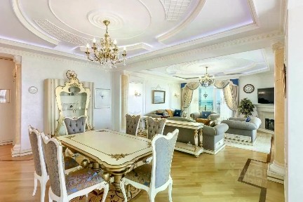 Продается 3-комн. квартира, 130 м²