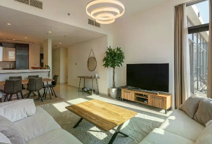 Продаются 1-комн. апартаменты, 42,2 м²