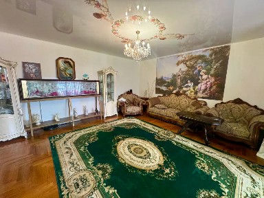 Продается 3-комн. квартира, 136 м²