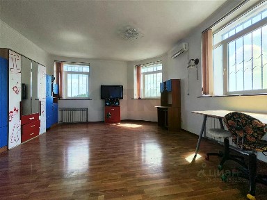 Продается 3-комн. квартира, 125,2 м²