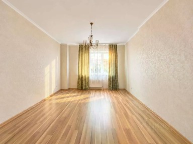 Продается 1-комн. квартира, 471,1 м²