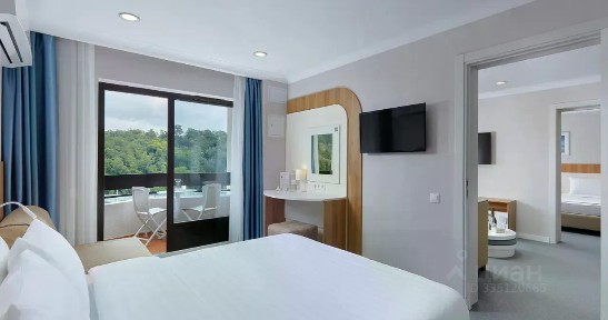 Продаются 1-комн. апартаменты, 48 м²