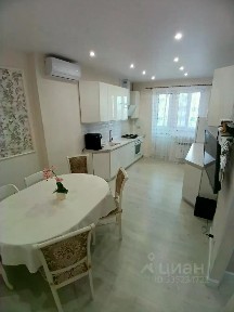 Продается 2-комн. квартира, 64 м²