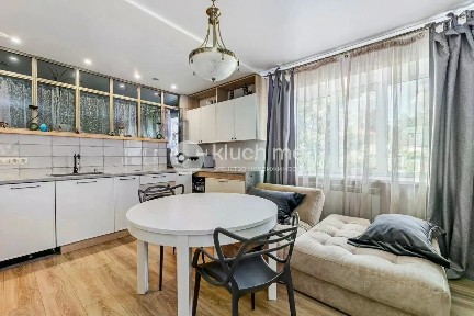 Продается 1-комн. квартира, 41,9 м²