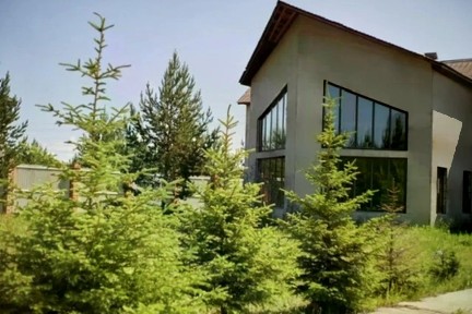 Продается 2-этажный дом, 465 м²